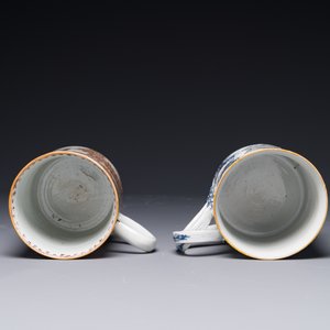 Twee Chinese famille rose kroezen met figuratief en floraal decor, Qianlong — foto 4