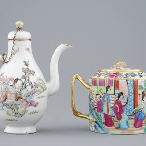 Twee Chinese famille rose theepotjes, w.o. Canton, 19/20e eeuw — foto 4