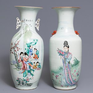 Twee Chinese famille rose vazen, 19/20e eeuw — foto 1