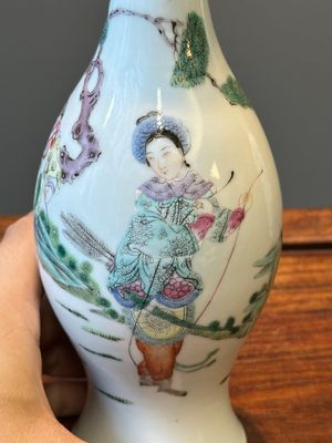 Twee Chinese famille rose vazen, Ju Ren Tang 居仁堂 merk, 19/20e eeuw — foto 7