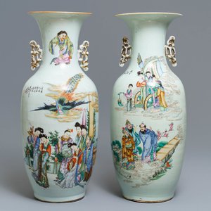Twee Chinese famille rose vazen met figuren, 19/20e eeuw — foto 1