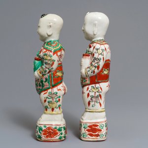 Twee Chinese famille verte figuren van de Hoho broers, Kangxi — foto 5