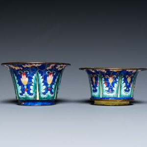 Twee Chinese kommen in Canton email met blauwe fondkleur, Qianlong/Jiaqing — foto 3