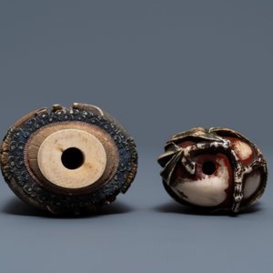Twee Chinese polychrome ivoren snuifflessen, 19e eeuw — foto 3