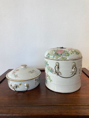 Twee Chinese qianjiang cai dekselkommen, Tongzhi merk, 19e eeuw — foto 2