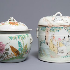 Twee Chinese qianjiang cai en famille rose dekselkommen, 19/20e eeuw — foto 1