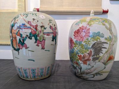 Twee Chinese qianjiang cai en famille rose dekselpotten, 19e eeuw — foto 7