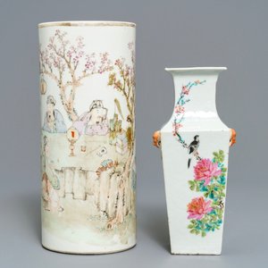 Twee Chinese qianjiang cai schotels, een hoedensteun en een vierkante vaas, 19/20e eeuw — foto 4