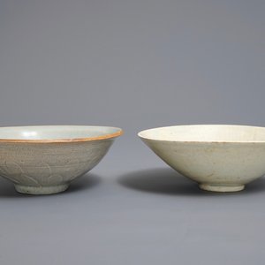Twee Chinese qingbai kommen met onderglazuur decor, Song — foto 1