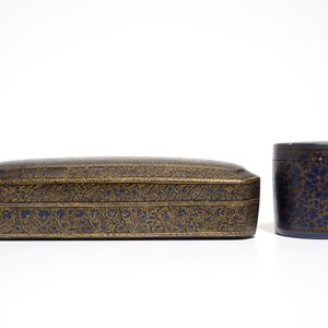 Twee dozen en een schaal in beschilderd papier maché, Kashmir, India, 19e eeuw — foto 10