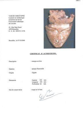 Twee Egyptische houten dodenmaskers, Ramessidische en Ptolemaïsche periodes — foto 1