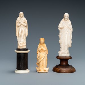 Twee figuren van een Madonna en een Christus in ivoor en been, 19e eeuw — foto 2