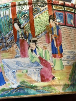 Twee fijne Chinese Canton famille rose theepotten, 19e eeuw — foto 14