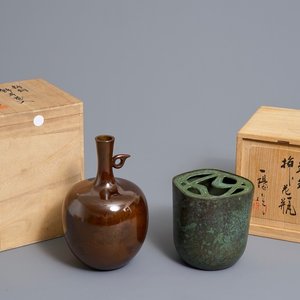 Twee fraaie Japanse bronzen vazen, Showa, 20e eeuw — foto 1