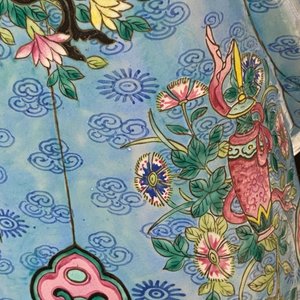 Twee grote Chinese famille rose figuren van sterrengoden, 19e eeuw — foto 16