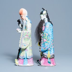Twee grote Chinese famille rose figuren van sterrengoden, 19e eeuw — foto 3