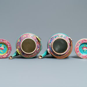 Twee grote Chinese famille rose theepotten voor de Straits of Peranakan markt, 19e eeuw — foto 6
