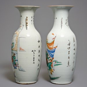Twee grote Chinese famille rose vazen met figurendecor, 19/20e eeuw — foto 4