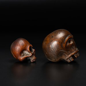 Twee houten memento mori schedels, 17/18e eeuw — foto 4