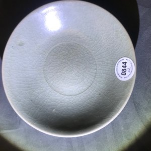 Twee Koreaanse celadon porseleinen kommen, Goryeo/Joseon, 14/15e eeuw — foto 21