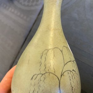 Twee Koreaanse celadon vazen, wellicht Goryeo/Joseon, 14/15e eeuw — foto 13