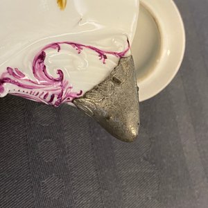 Twee Meissen porseleinen dekselkannen met floraal decor, Duitsland, 18/19e eeuw — foto 14