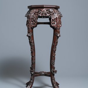 Twee opengewerkte Chinese gesculpteerde houten sokkels, 19/20e eeuw — foto 9