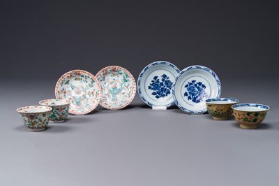 Twee paar Chinese famille verte koppen en schotels, Kangxi — foto 1