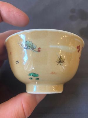 Twee paar Chinese famille verte koppen en schotels, Kangxi — foto 31