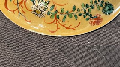 Twee paar Chinese famille verte koppen en schotels, Kangxi — foto 4