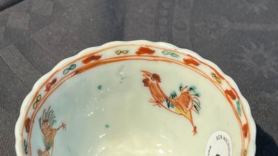 Twee paar Chinese famille verte koppen en schotels, Kangxi — foto 7