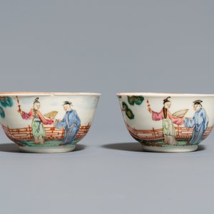Twee paar fijne Chinese famille rose koppen en schotels, Yongzheng/Qianlong — foto 4
