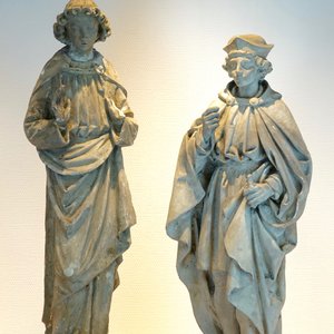 Twee plaasteren religieuze figuren, 19/20e eeuw, Brugge — foto 1