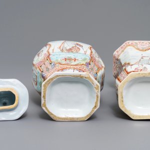 Twee polychrome Delftse petit feu en vergulde vazen met schepen, 18e eeuw — foto 6