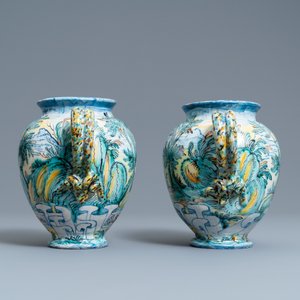 Twee polychrome Italiaanse apothekerspotten, 19e eeuw — foto 5