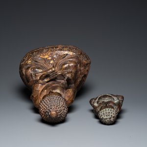 Twee Thaise gelakte en vergulde bronzen sculpturen van Boeddha, 19/20e eeuw — foto 6