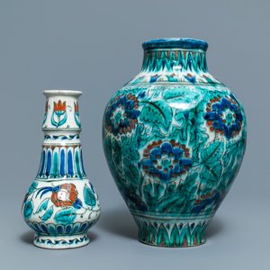 Twee vazen in Iznik-stijl, Porceleyne Fles, Delft, 1e helft 20e eeuw — foto 5