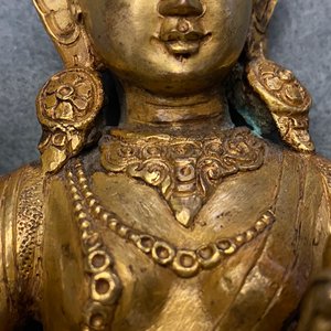 Twee verguld bronzen figuren van Tara, Tibet of Mongolië, 17/18e eeuw — foto 11