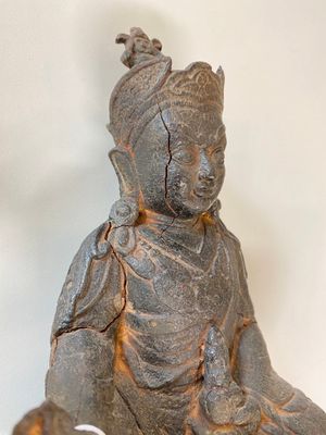 Twee vergulde bronzen Boeddha sculpturen en één ijzeren, Tibet, 19/20e eeuw — foto 11