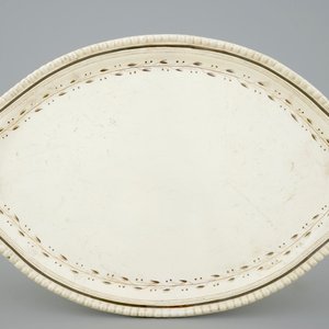 Twee witte creamware terrines, Engeland voor de Nederlandse markt, ca. 1800 — foto 8