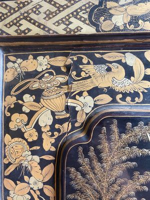 Twee zeer grote Chinese Canton panelen in verguld en zwart lakwerk, 19e eeuw — foto 3