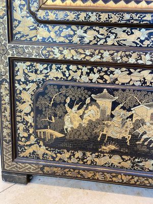 Twee zeer grote Chinese Canton panelen in verguld en zwart lakwerk, 19e eeuw — foto 33