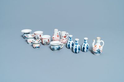 Twelve Chinese blue and white and Imari-style miniatures, Kangxi