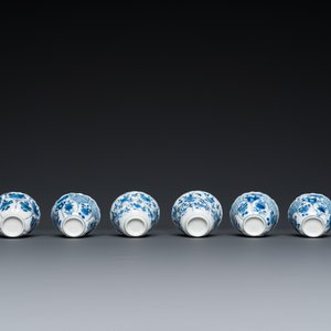 Twelve Chinese blue and white saucers and eight cups, Kangxi — photo 13