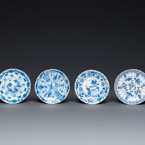 Twelve Chinese blue and white saucers and eight cups, Kangxi — photo 4