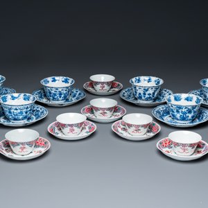 Twelve Chinese blue, white and famille rose cups and saucers, Kangxi/Yongzheng — photo 16