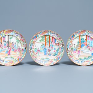 Twelve Chinese Canton famille rose plates, 19th C. — photo 2