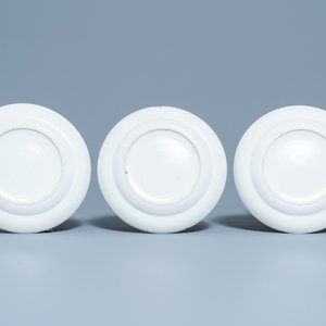 Twelve Chinese Canton famille rose plates, 19th C. — photo 3