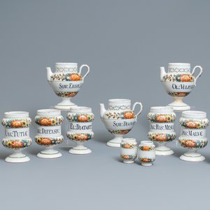 Twelve polychrome Italian pharmacy jars, Antonibon, Nove di Bassano, second half 18th C. — 照片 1