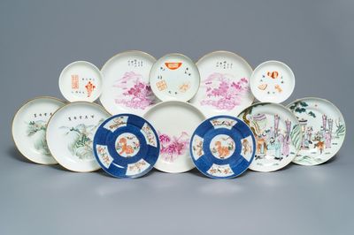 Twelve various Chinese qianjiang cai, famille rose and verte plates, 19/20th C.